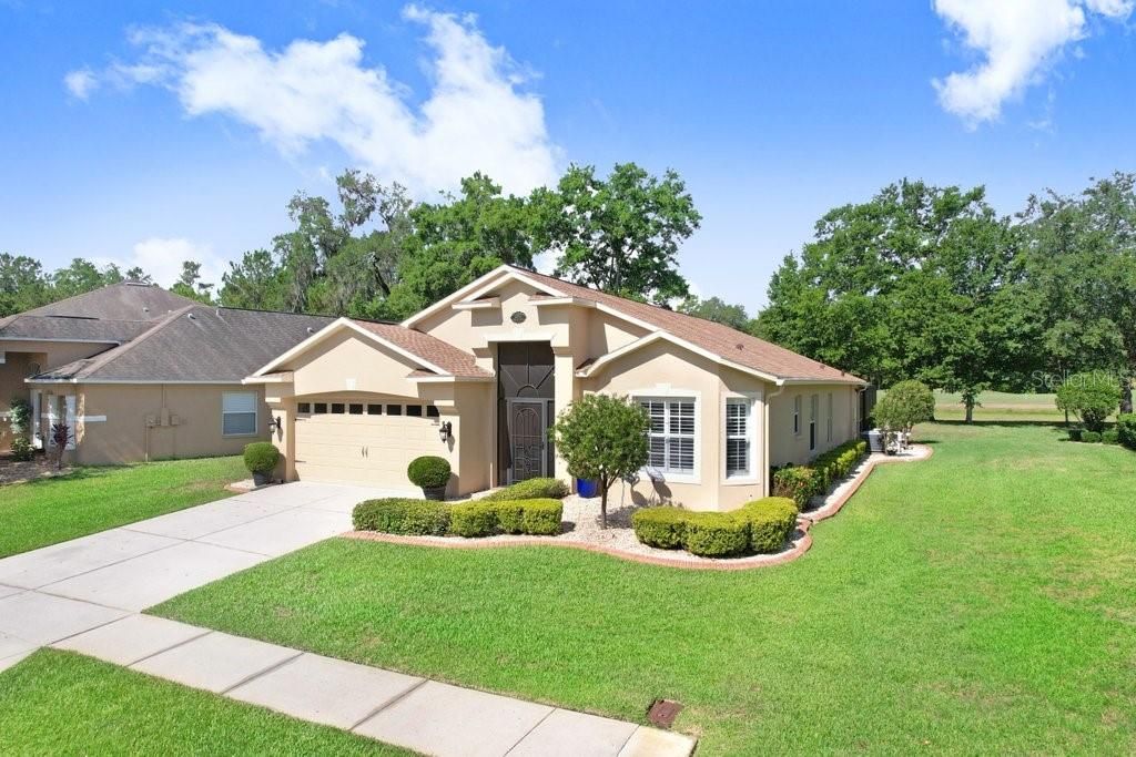 Active With Contract: $419,900 (4 beds, 3 baths, 1884 Square Feet)