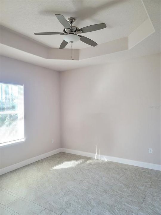 Active With Contract: $1,750 (3 beds, 2 baths, 1188 Square Feet)