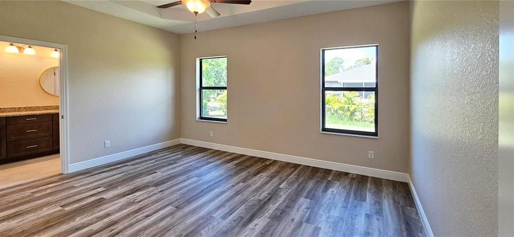 For Rent: $2,200 (3 beds, 2 baths, 1635 Square Feet)