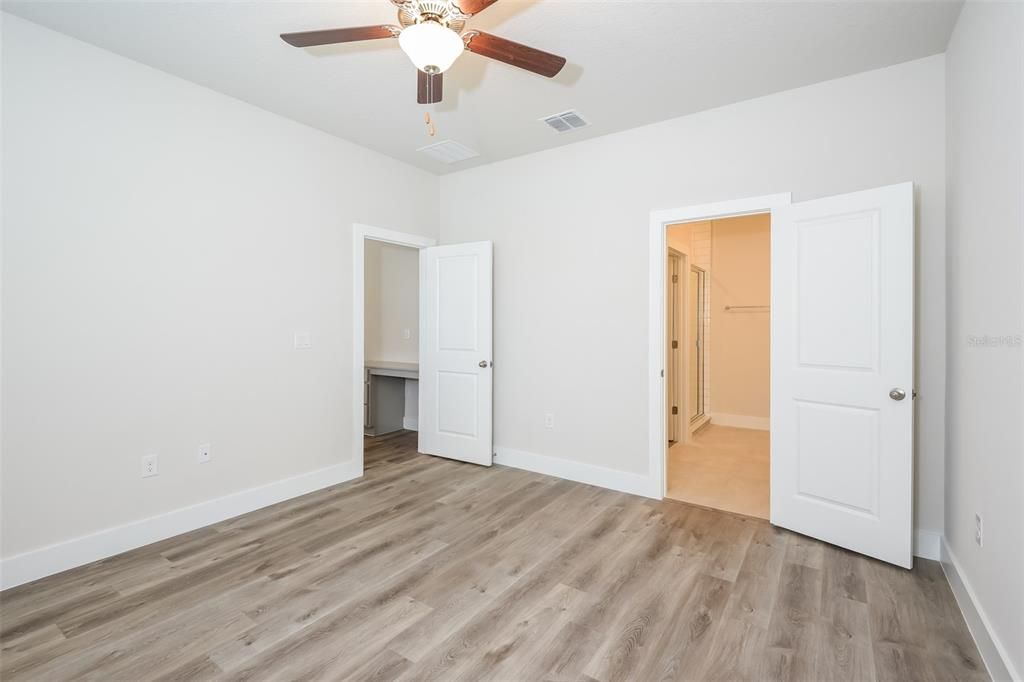 For Rent: $2,195 (3 beds, 2 baths, 1334 Square Feet)