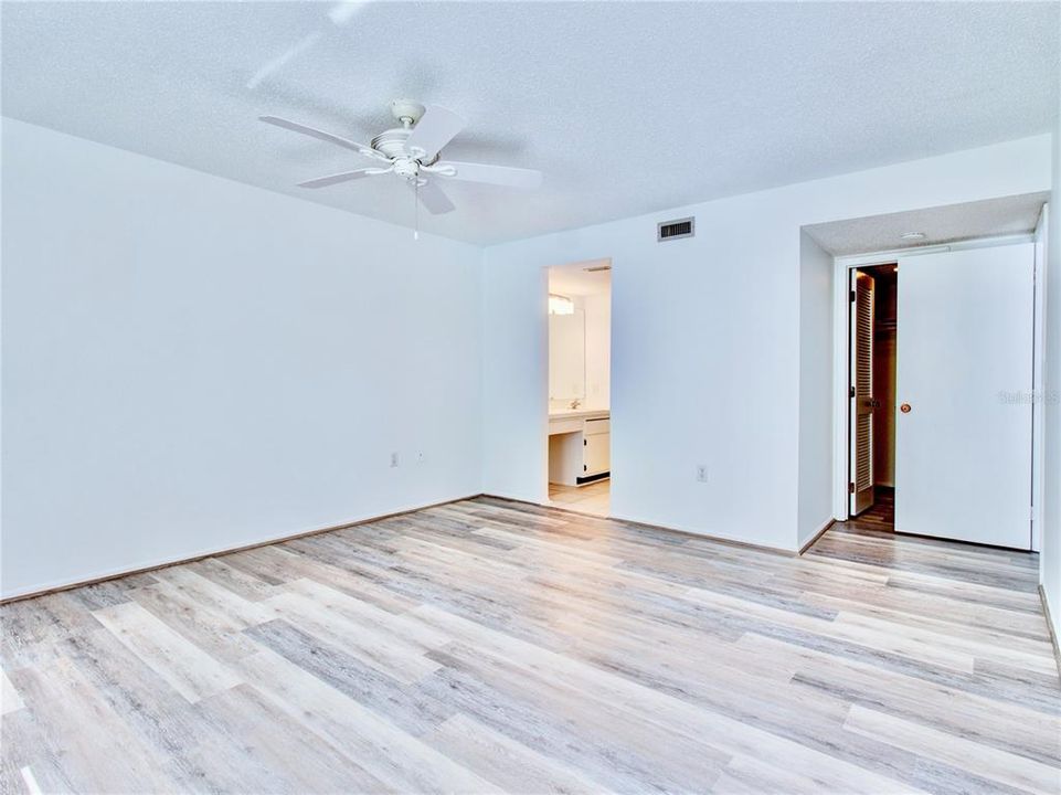 Master bedroom with 2 walking closet