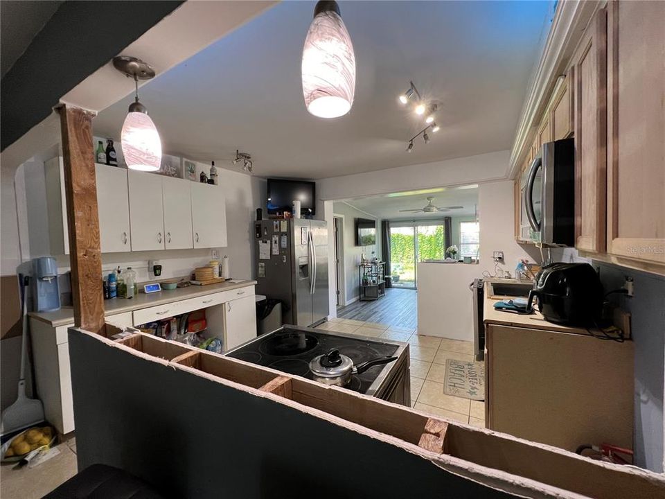 For Sale: $229,900 (3 beds, 1 baths, 1523 Square Feet)