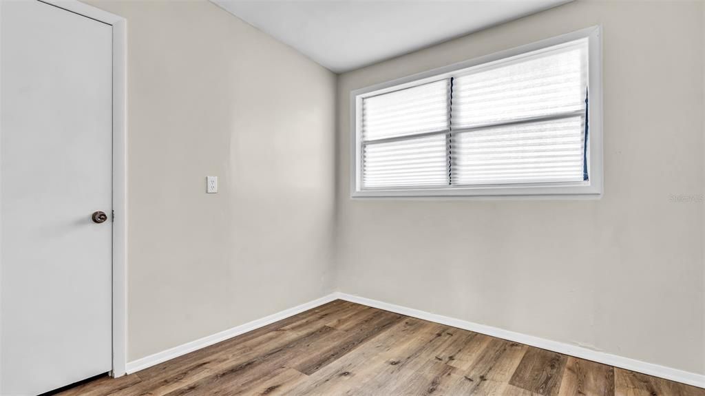 For Rent: $2,095 (3 beds, 2 baths, 1764 Square Feet)