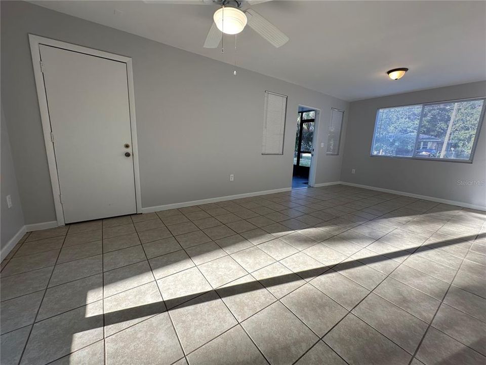 Living Room/Dining Room