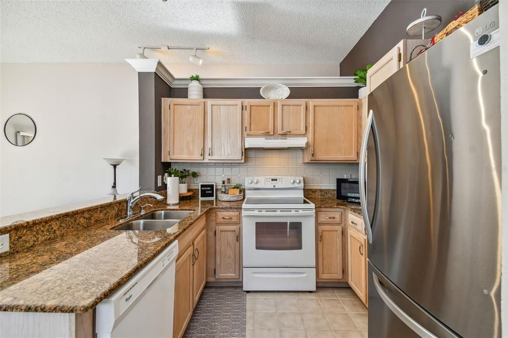 For Sale: $489,900 (1 beds, 1 baths, 1084 Square Feet)