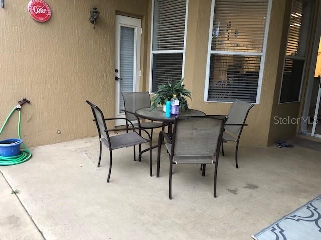 For Rent: $3,200 (4 beds, 2 baths, 2673 Square Feet)