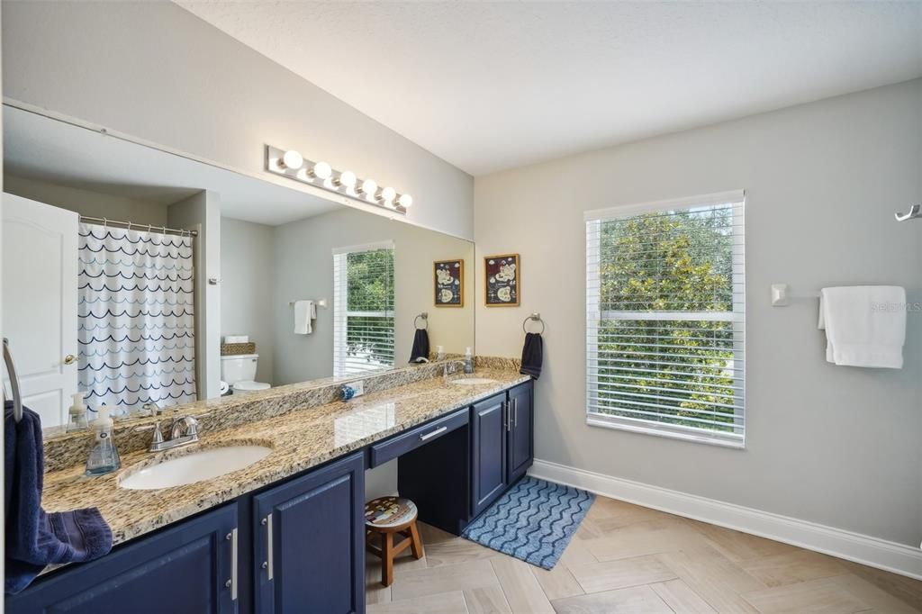 Active With Contract: $799,900 (5 beds, 3 baths, 3573 Square Feet)