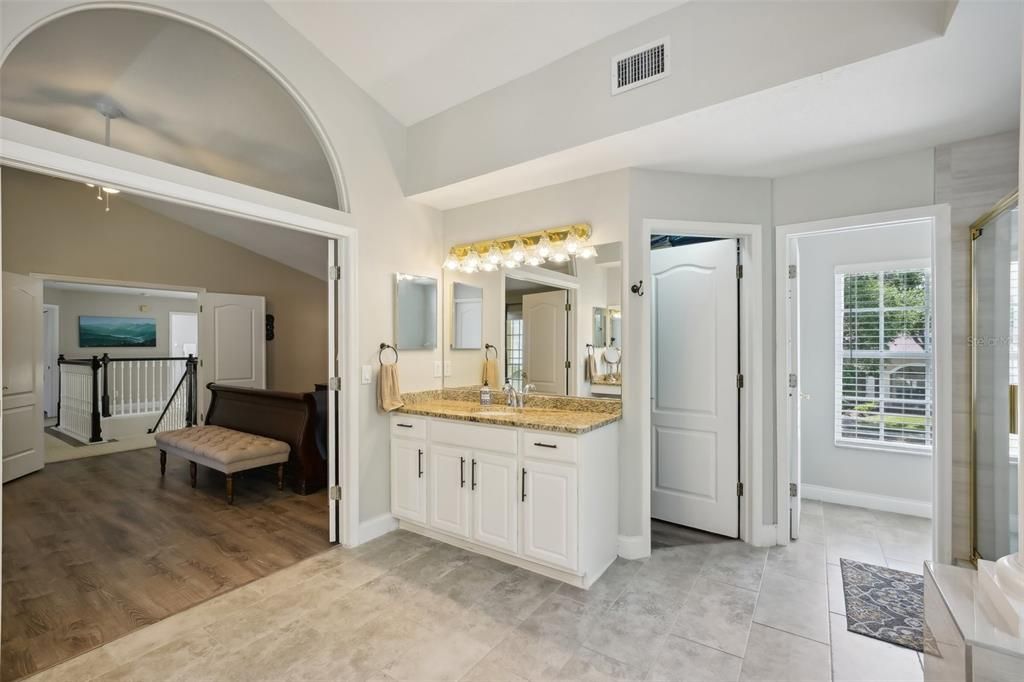 Active With Contract: $799,900 (5 beds, 3 baths, 3573 Square Feet)