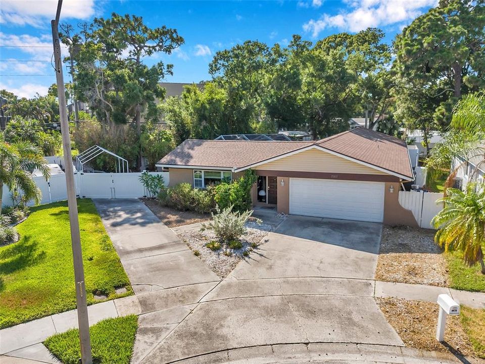 Active With Contract: $525,000 (3 beds, 2 baths, 1962 Square Feet)