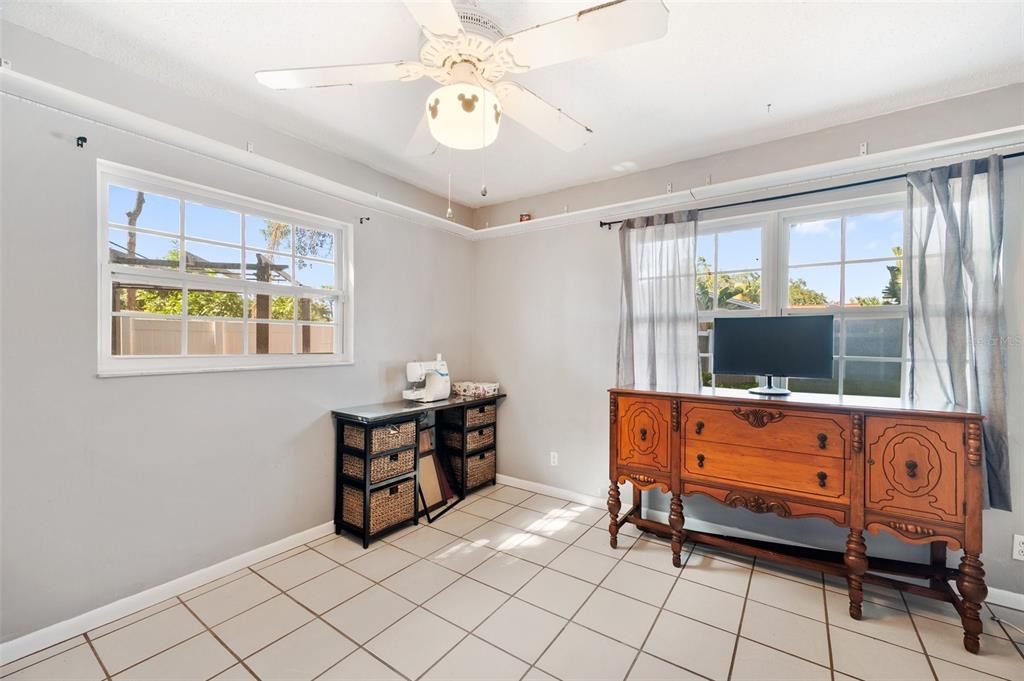 Active With Contract: $525,000 (3 beds, 2 baths, 1962 Square Feet)