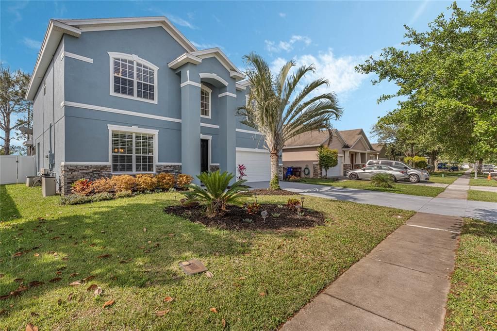 Active With Contract: $3,500 (5 beds, 3 baths, 3203 Square Feet)