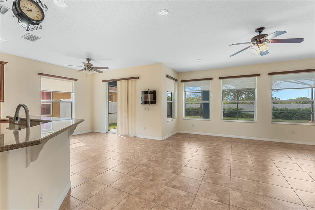 Active With Contract: $3,500 (5 beds, 3 baths, 3203 Square Feet)