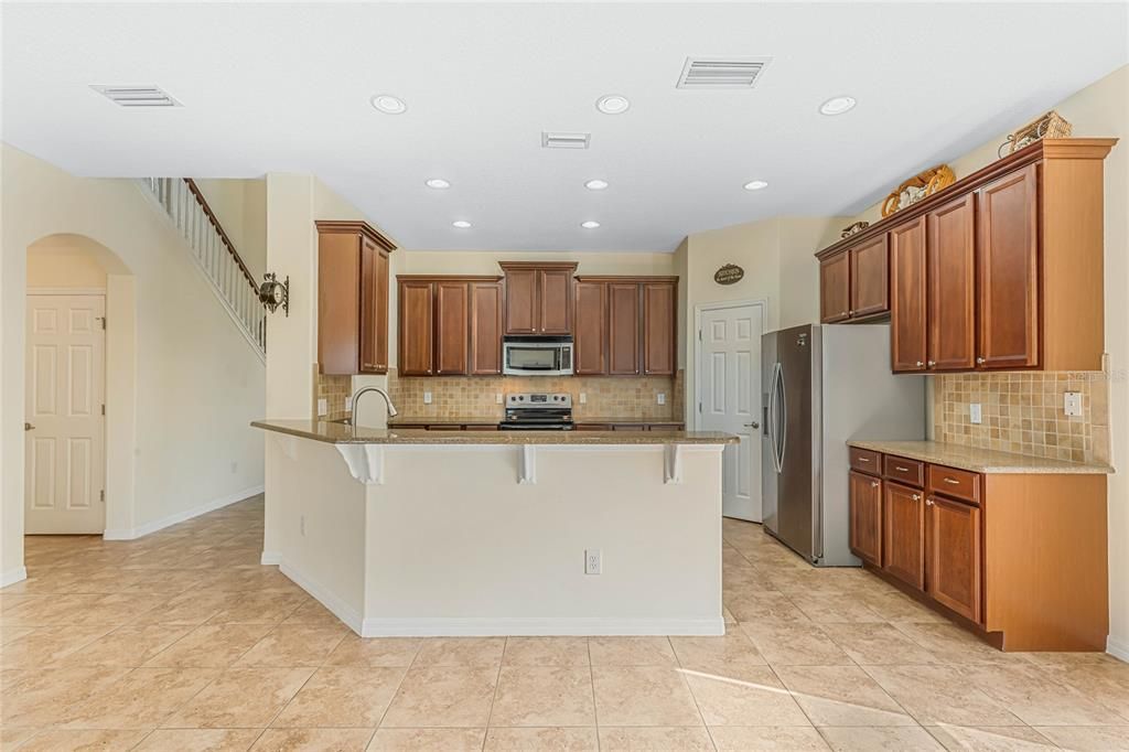 Active With Contract: $3,500 (5 beds, 3 baths, 3203 Square Feet)