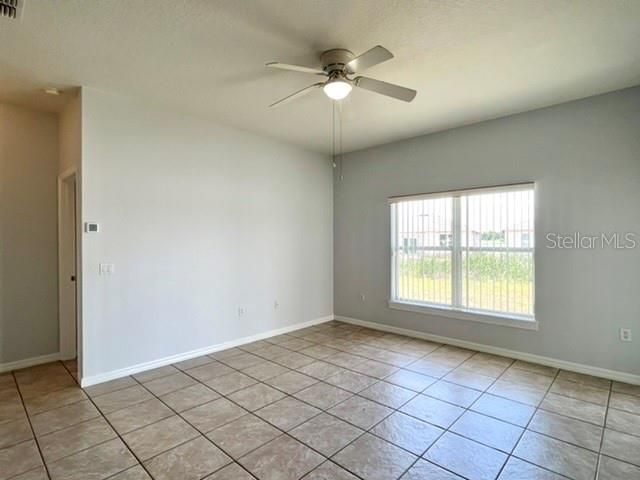 For Rent: $2,195 (3 beds, 2 baths, 1630 Square Feet)