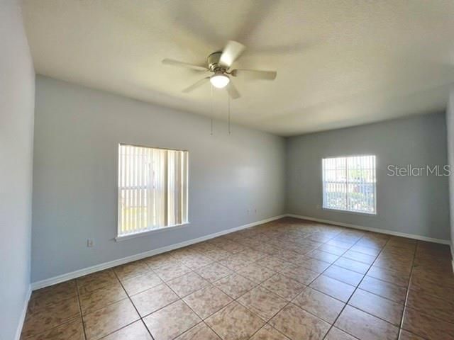 For Rent: $2,195 (3 beds, 2 baths, 1630 Square Feet)