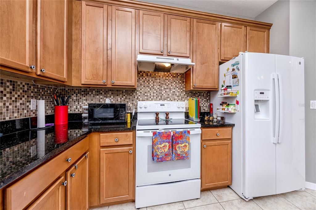 Active With Contract: $405,000 (4 beds, 2 baths, 1864 Square Feet)