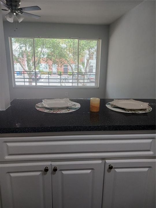 Active With Contract: $95,000 (1 beds, 1 baths, 640 Square Feet)