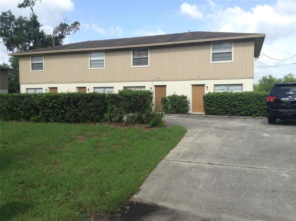 Active With Contract: $1,440 (2 beds, 2 baths, 942 Square Feet)