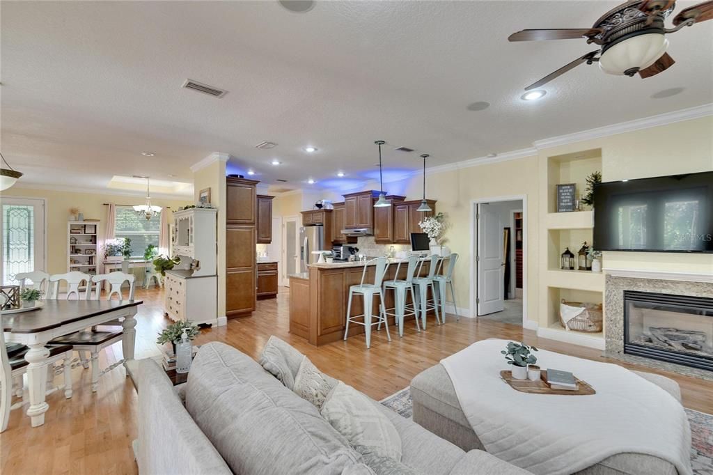 Active With Contract: $785,000 (4 beds, 4 baths, 3344 Square Feet)