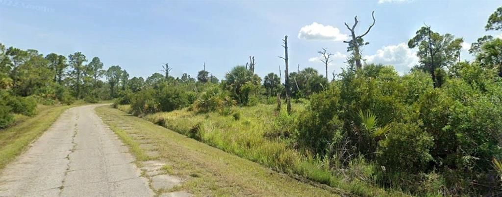 En Venta: $14,500 (0.24 acres)