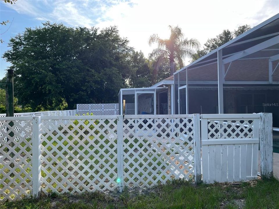 fenced side yard