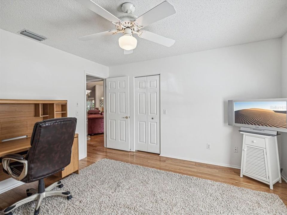 For Sale: $350,000 (2 beds, 2 baths, 1830 Square Feet)