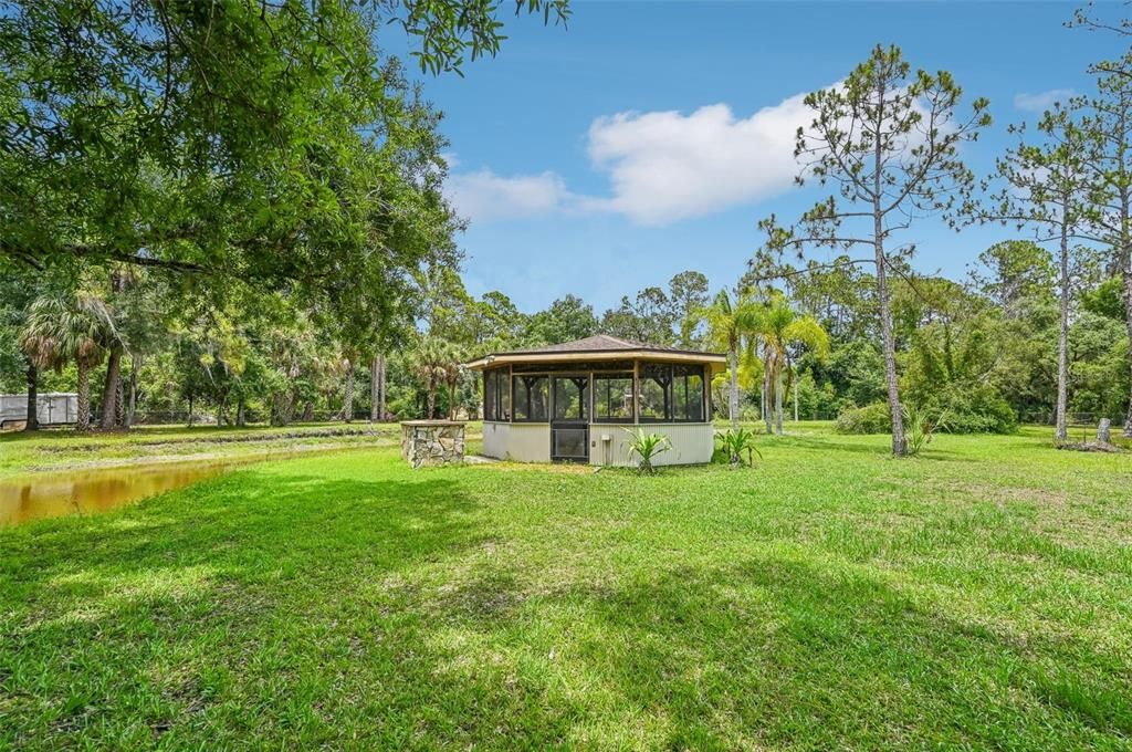 For Sale: $659,000 (3 beds, 2 baths, 1953 Square Feet)