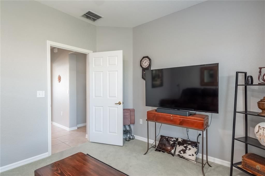 For Sale: $454,500 (2 beds, 2 baths, 2157 Square Feet)