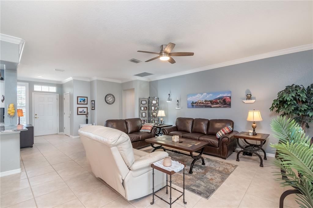 For Sale: $454,500 (2 beds, 2 baths, 2157 Square Feet)