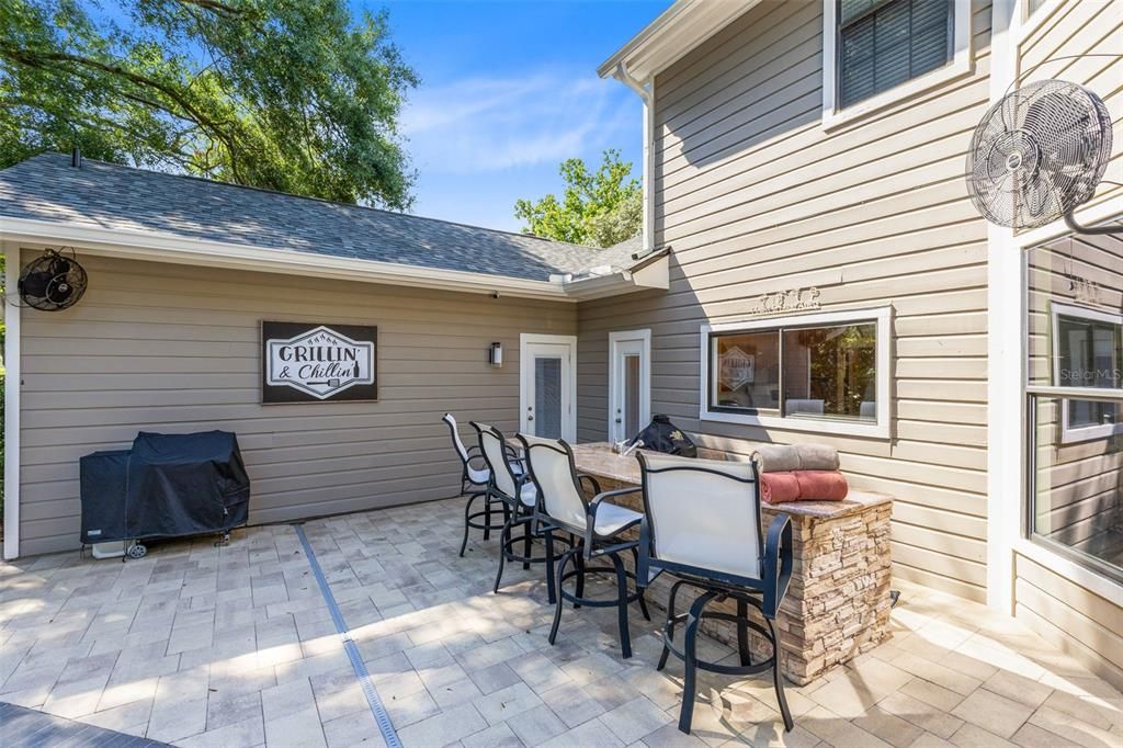 The outdoor bar is always a guest favorite.