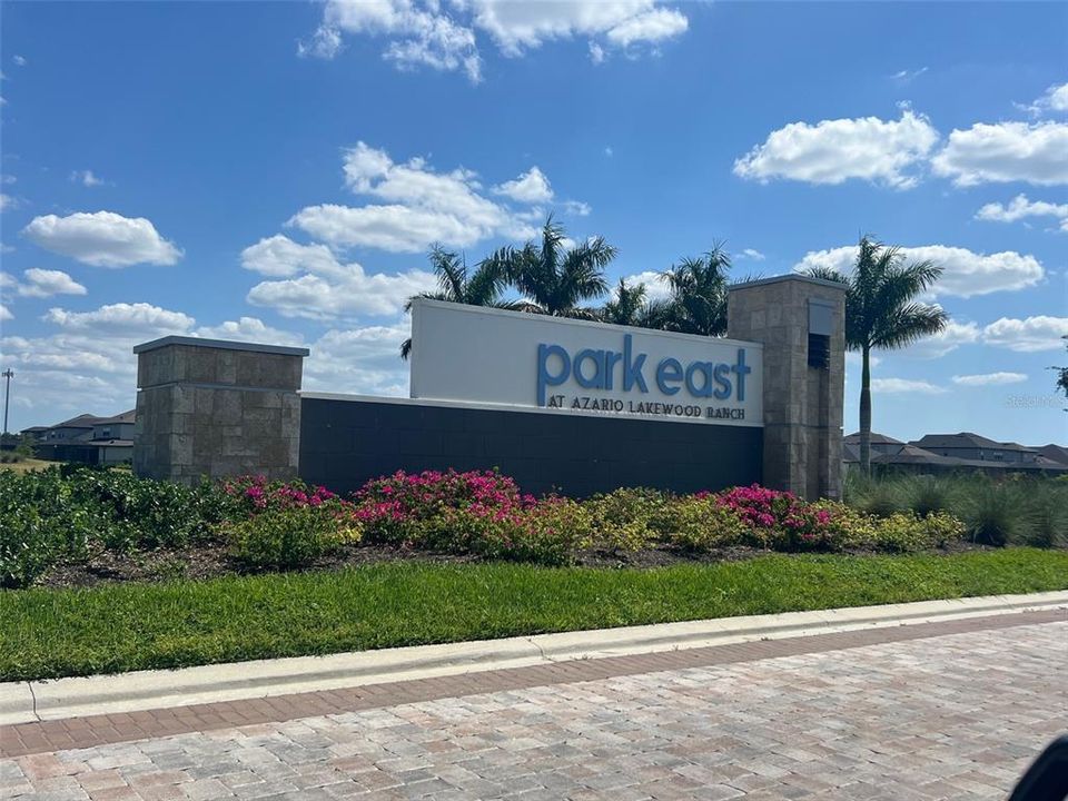 Recently Sold: $596,210 (4 beds, 3 baths, 2399 Square Feet)