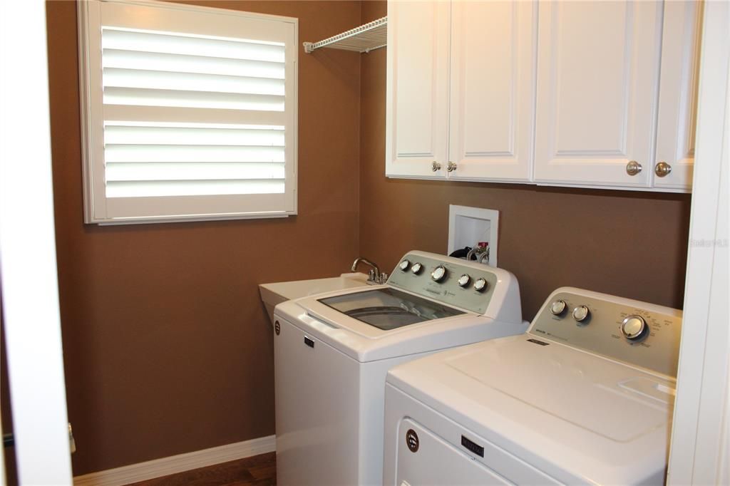 For Sale: $414,900 (2 beds, 2 baths, 1428 Square Feet)