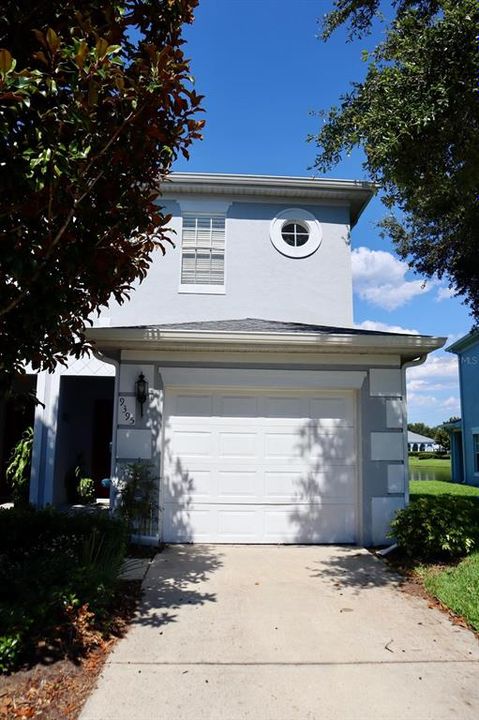 Recently Rented: $2,300 (3 beds, 2 baths, 1472 Square Feet)