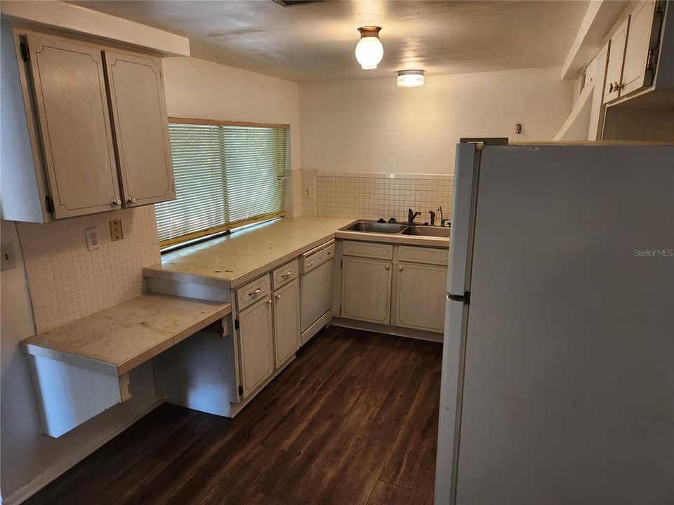 For Rent: $1,650 (2 beds, 2 baths, 1783 Square Feet)