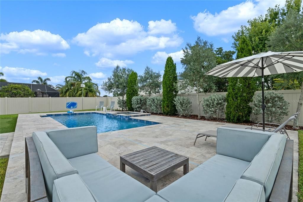 Active With Contract: $750,000 (4 beds, 3 baths, 2457 Square Feet)