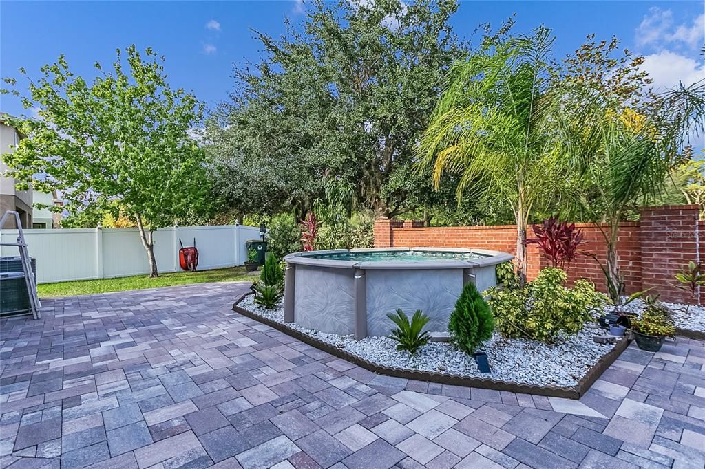 Active With Contract: $545,000 (5 beds, 4 baths, 4018 Square Feet)