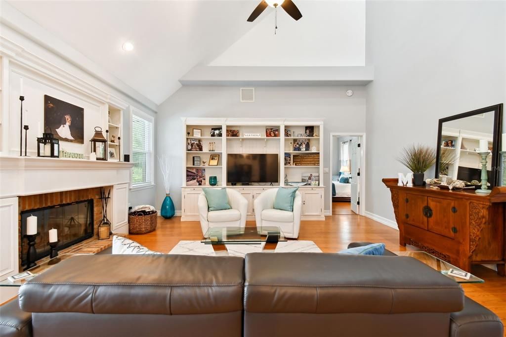 Active With Contract: $1,425,000 (4 beds, 2 baths, 3496 Square Feet)