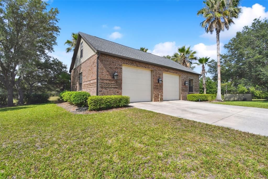 For Sale: $1,425,000 (4 beds, 2 baths, 3496 Square Feet)