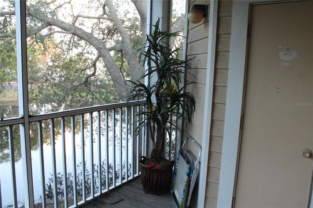 Balcony view/ water view