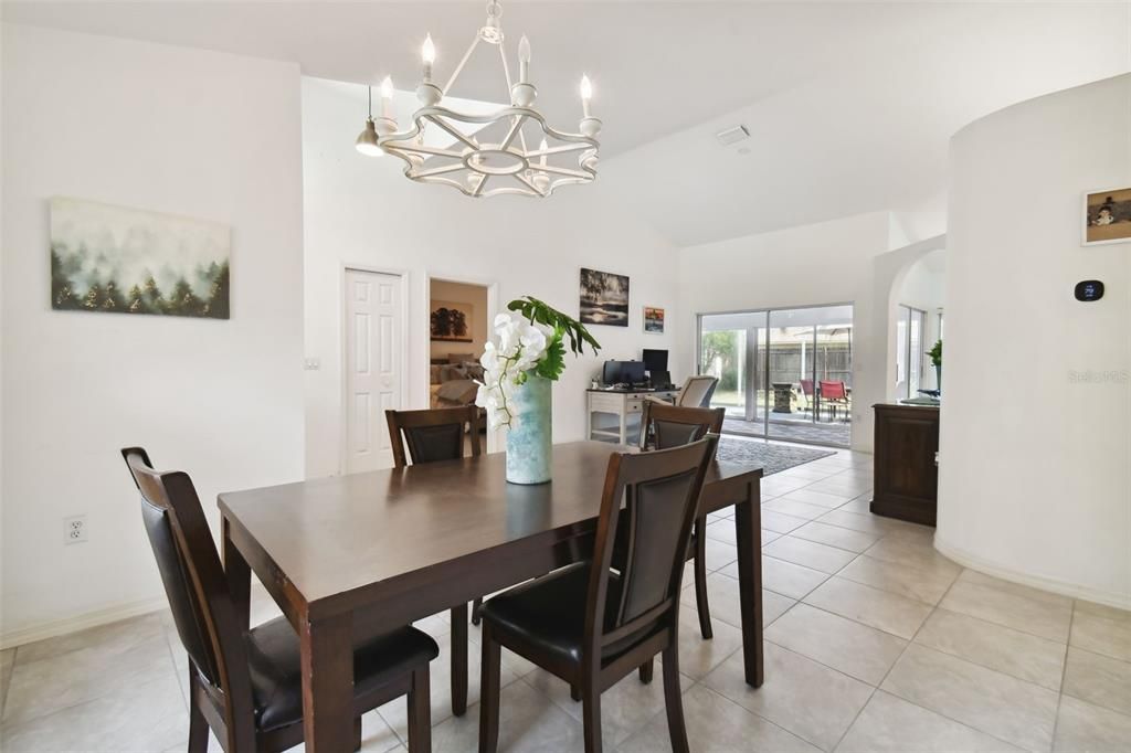 Active With Contract: $439,900 (3 beds, 2 baths, 1743 Square Feet)