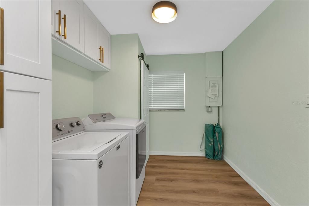 For Rent: $2,500 (2 beds, 2 baths, 1034 Square Feet)