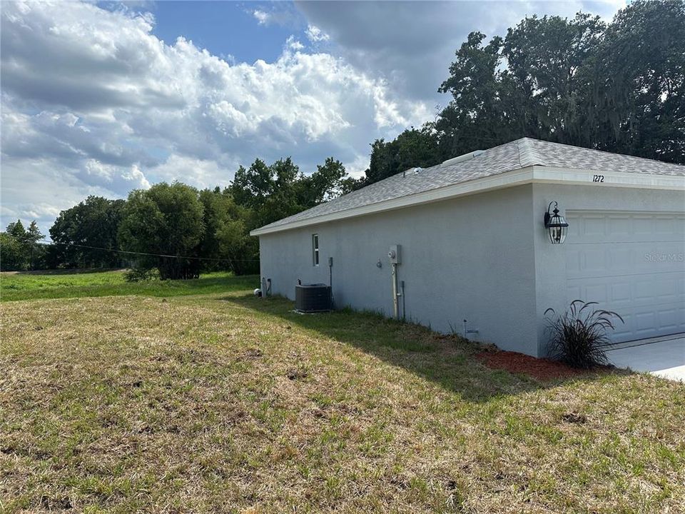 Active With Contract: $375,000 (3 beds, 2 baths, 1551 Square Feet)