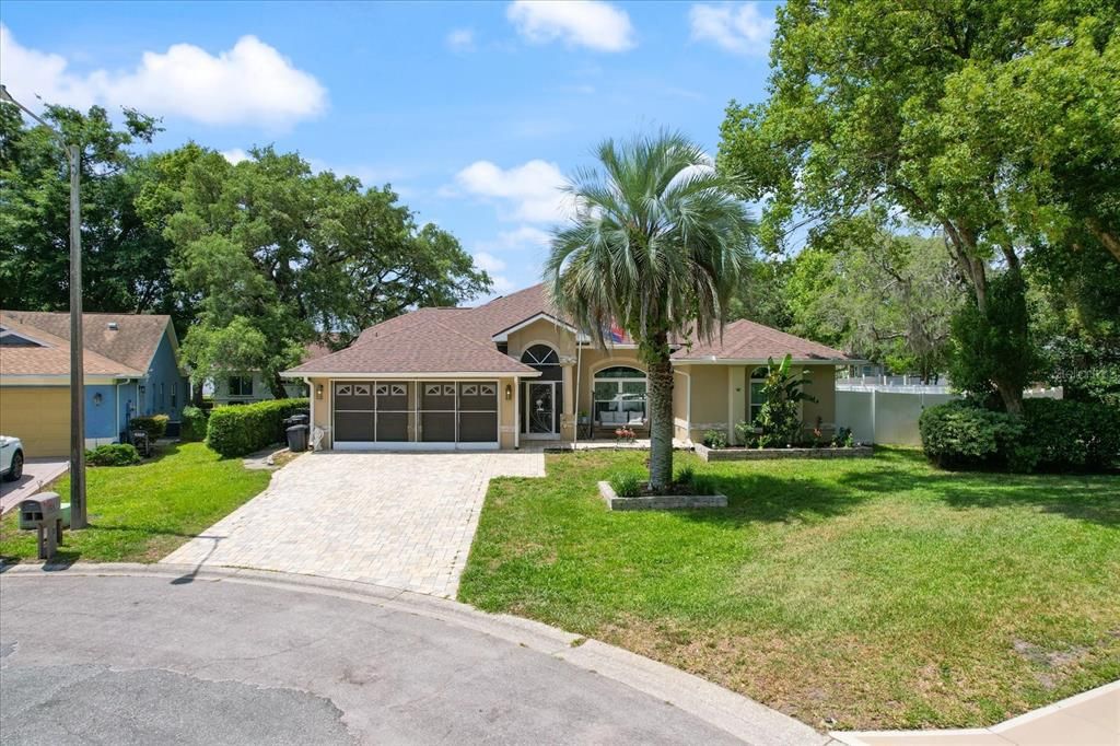 For Sale: $410,000 (3 beds, 2 baths, 2040 Square Feet)