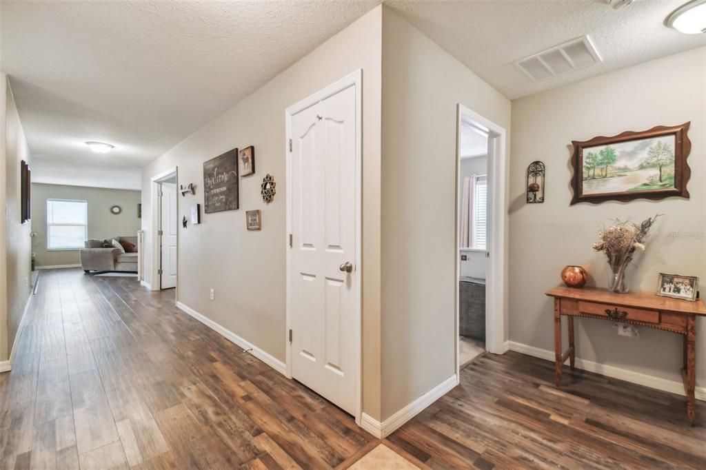 Active With Contract: $360,000 (3 beds, 2 baths, 1880 Square Feet)