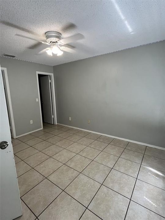 Recently Rented: $2,100 (3 beds, 2 baths, 1352 Square Feet)