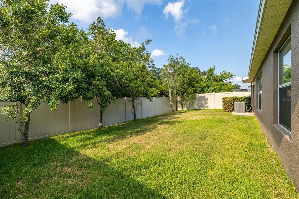 Active With Contract: $2,600 (4 beds, 2 baths, 1926 Square Feet)