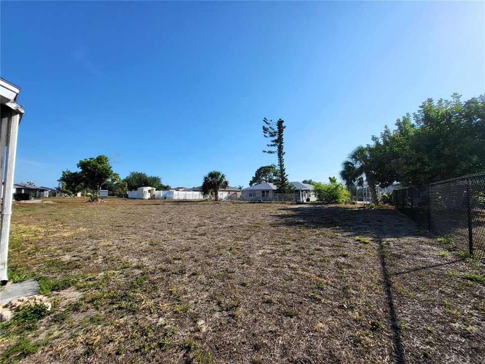 Large rear yard is a blank canvas. Maybe add a pool?