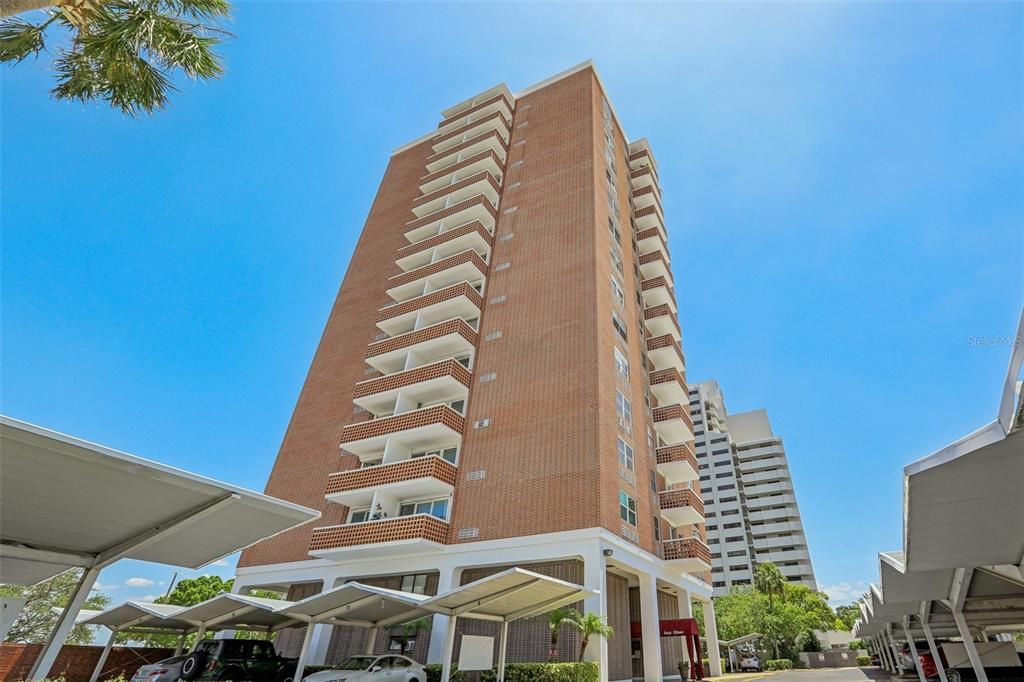 En Venta: $312,500 (2 camas, 2 baños, 888 Pies cuadrados)