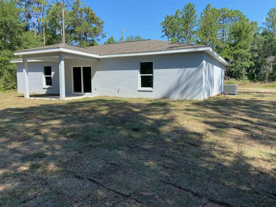 Active With Contract: $249,900 (3 beds, 2 baths, 1405 Square Feet)