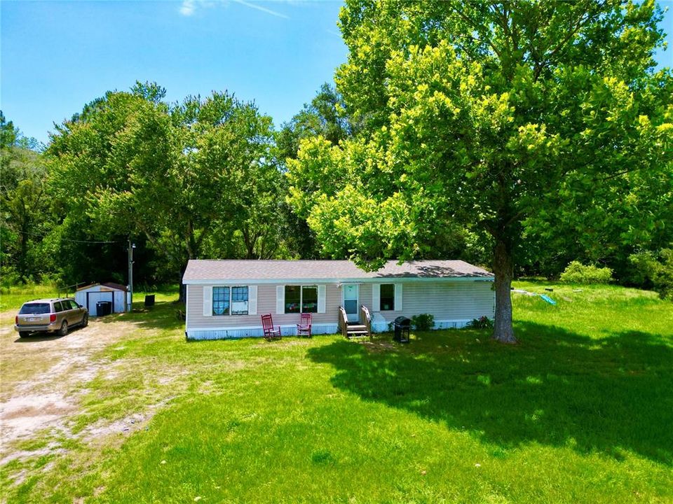 Active With Contract: $189,000 (3 beds, 2 baths, 1352 Square Feet)